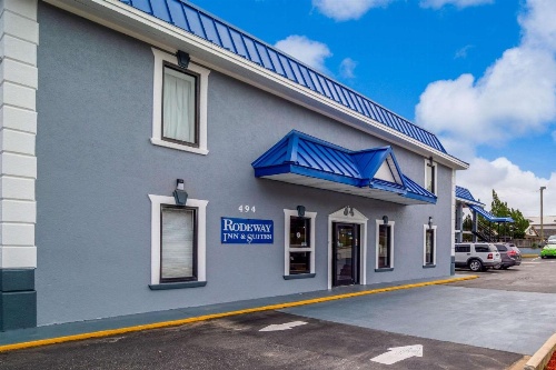 Rodeway Inn & Suites Fort Jackson image 27