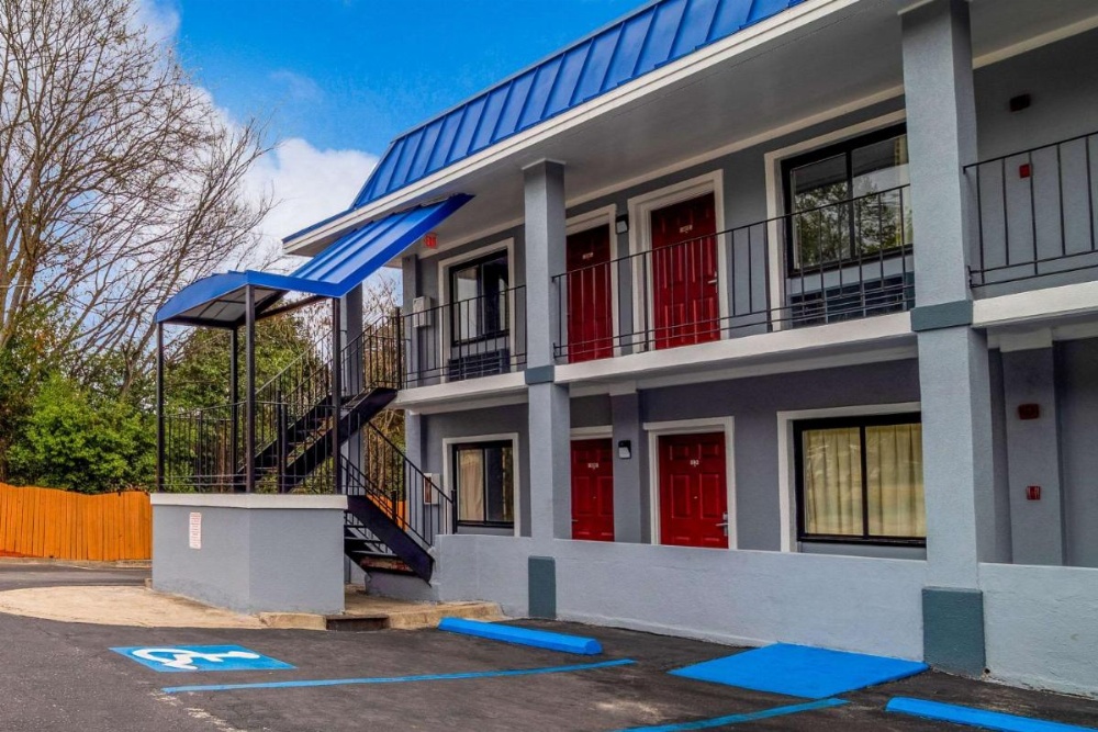 Rodeway Inn & Suites Fort Jackson Image 29