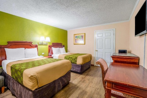 Rodeway Inn & Suites Fort Jackson image 31